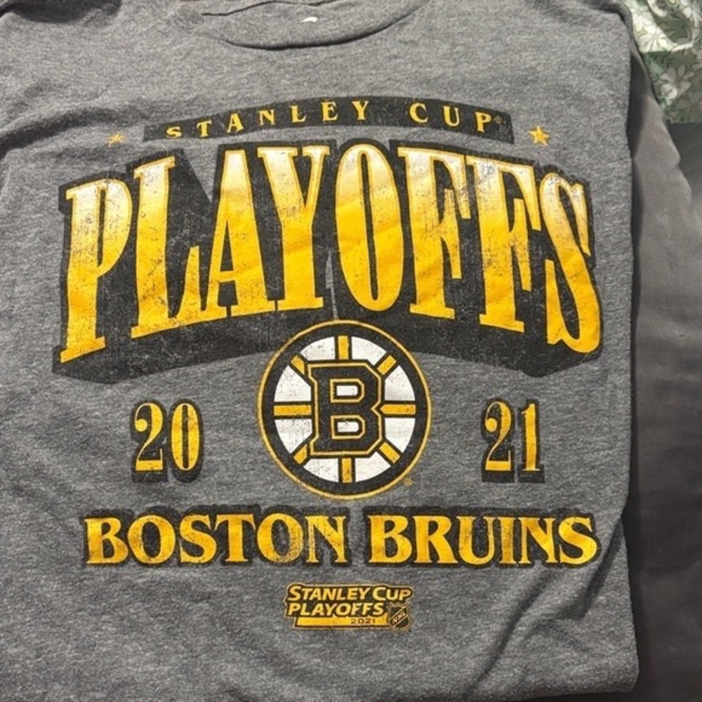 Fanatics Gray T-Shirt